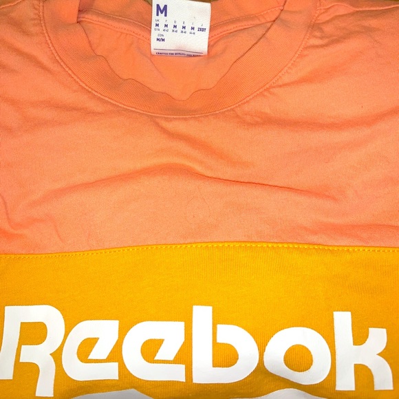 Reebok cropped shirt *NEVER worn*